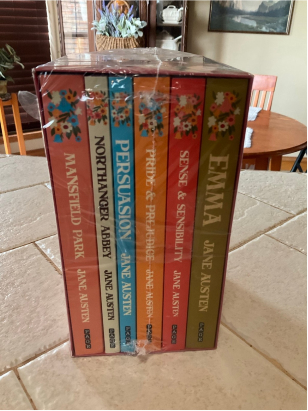 Jane Austen Collection 6-Book Box Set Sealed Pride & Prejudice, Emma - Picture 2 of 5